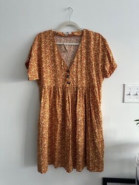 Madewell Floral V-Neck Short Sleeve Sundress in Mustard